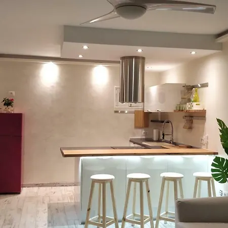 New Deluxe Stunned Seaview 2 Bed Appartement *