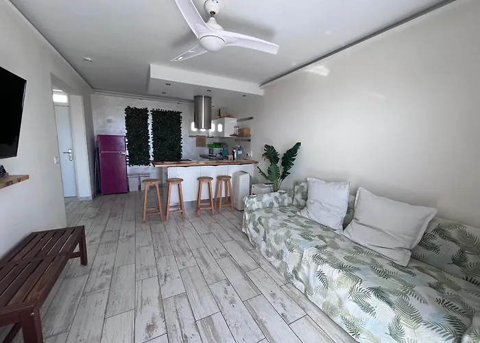 New Deluxe Stunned Seaview 2 Bed 아파트 아데제