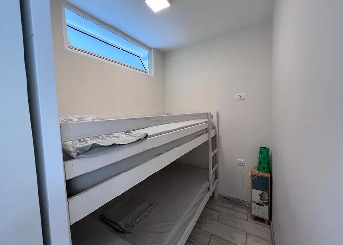 아파트 New Deluxe Stunned Seaview 2 Bed 아데제