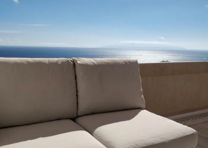 아파트 New Deluxe Stunned Seaview 2 Bed *