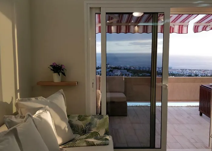 아파트 New Deluxe Stunned Seaview 2 Bed