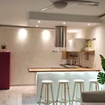 New Deluxe Stunned Seaview 2 Bed Apartament *