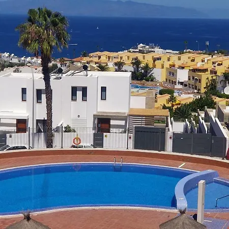 Apartmán New Deluxe Stunned Seaview 2 Bed *