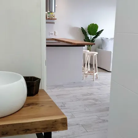 New Deluxe Stunned Seaview 2 Bed Apartmán