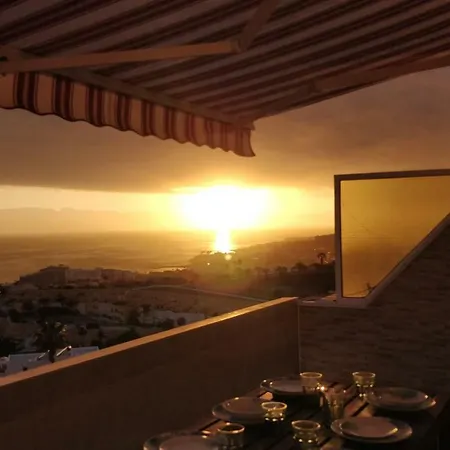 New Deluxe Stunned Seaview 2 Bed *