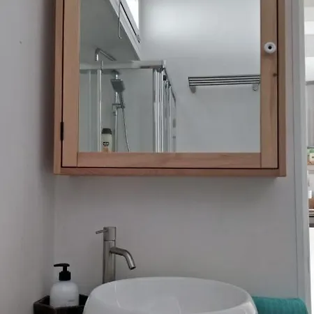 New Deluxe Stunned Seaview 2 Bed *