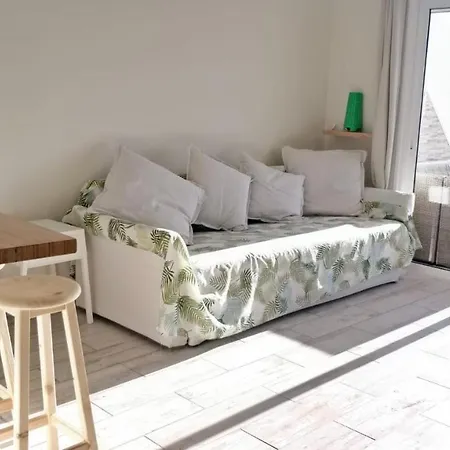 New Deluxe Stunned Seaview 2 Bed * 阿德耶