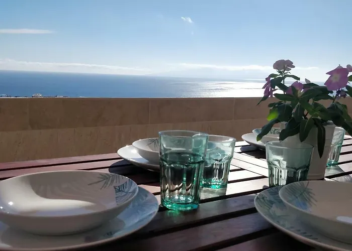 New Deluxe Stunned Seaview 2 Bed 阿德耶