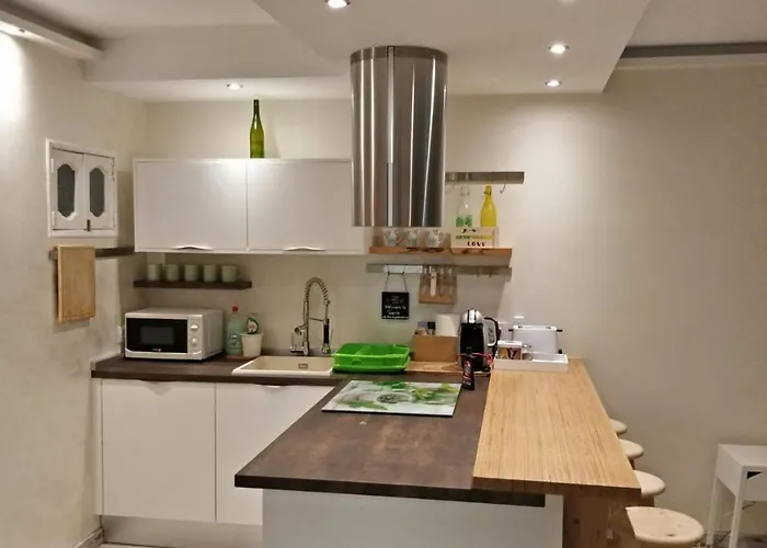 New Deluxe Stunned Seaview 2 Bed * 阿德耶